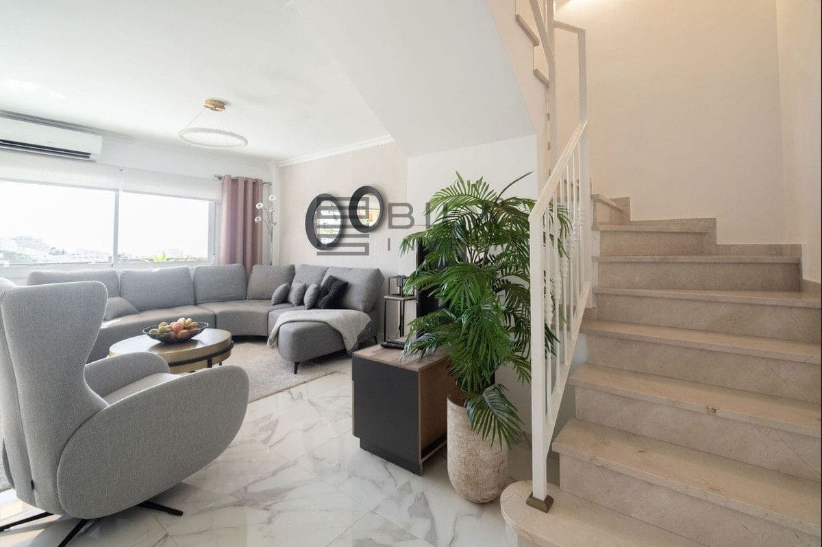 Ático de 3 habitaciones en Benalmadena Costa en venta con piscina - 629.000 € (Ref: 9816873)