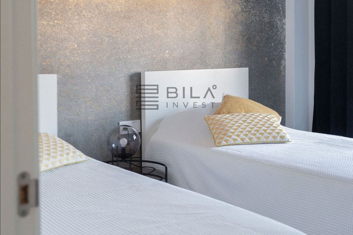 Ático de 3 habitaciones en Benalmadena Costa en venta con piscina - 629.000 € (Ref: 9816873)