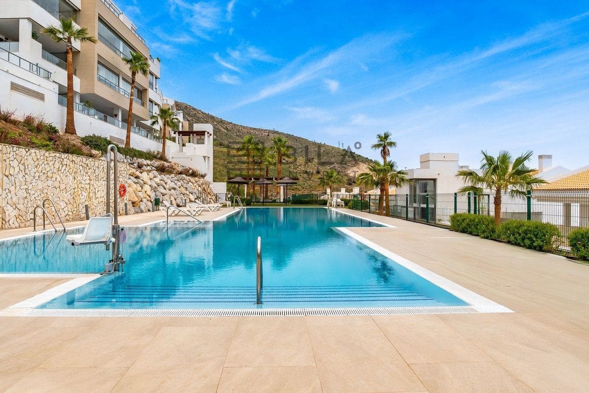 3 soveværelse Lejlighed til salg i Benalmadena med swimmingpool garage - € 630.000 (Ref: 9820914)