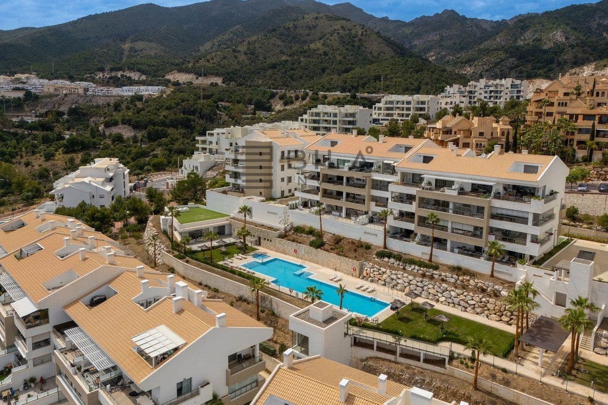 3 soveværelse Lejlighed til salg i Benalmadena med swimmingpool garage - € 630.000 (Ref: 9820914)