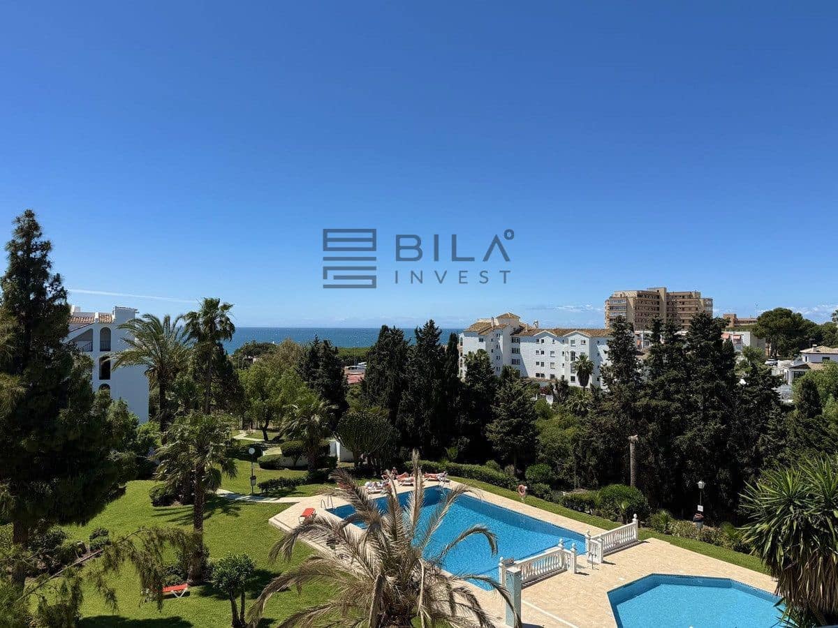 2 slaapkamer Flat te koop in Riviera del Sol met zwembad garage - € 359.000 (Ref: 9820915)