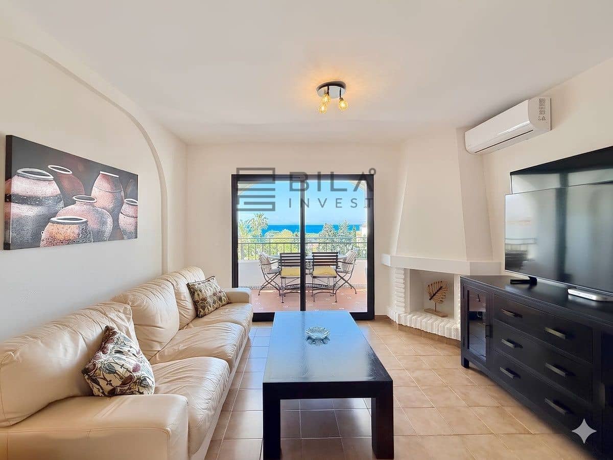 2 slaapkamer Flat te koop in Riviera del Sol met zwembad garage - € 359.000 (Ref: 9820915)