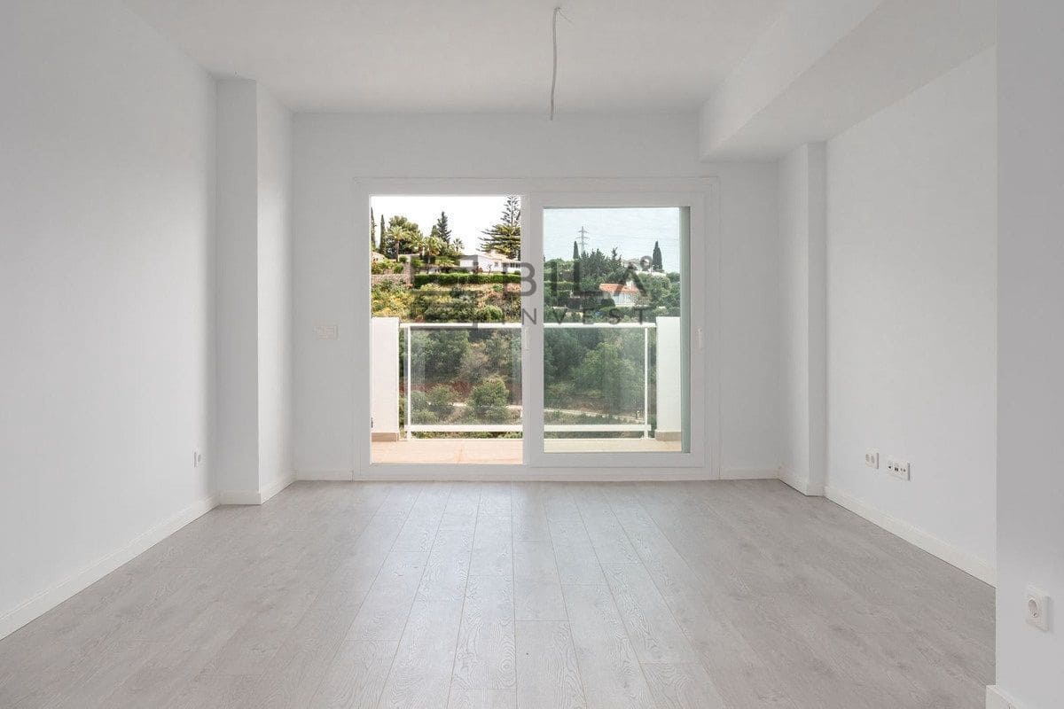 3 bedroom Flat for sale in Fuengirola with pool garage - € 450,000 (Ref: 9820916)