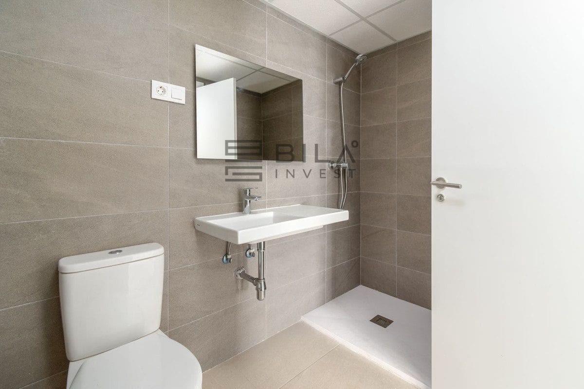 3 bedroom Flat for sale in Fuengirola with pool garage - € 450,000 (Ref: 9820916)