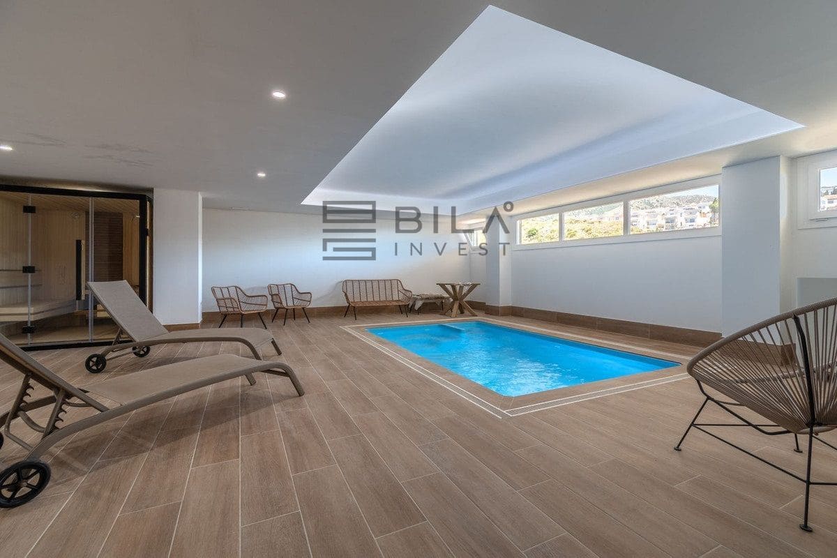3 bedroom Flat for sale in Fuengirola with pool garage - € 450,000 (Ref: 9820916)
