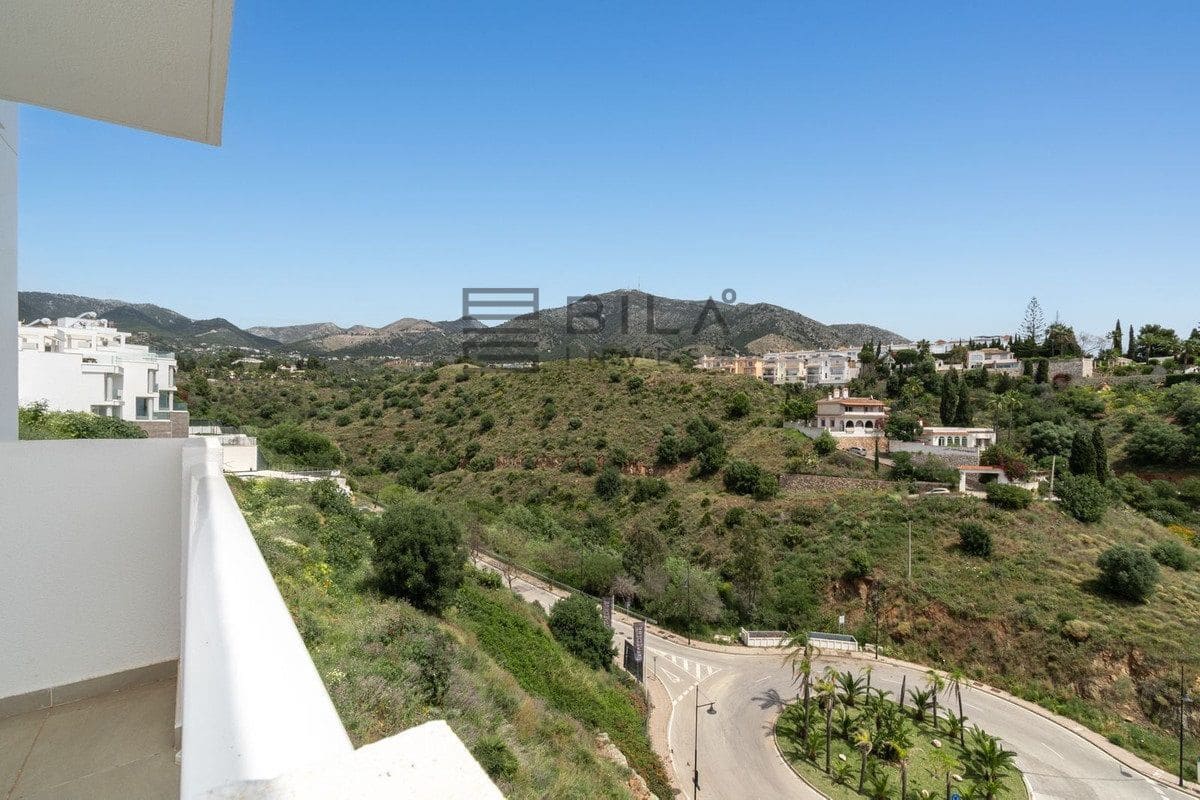 3 bedroom Flat for sale in Fuengirola with pool garage - € 450,000 (Ref: 9820916)