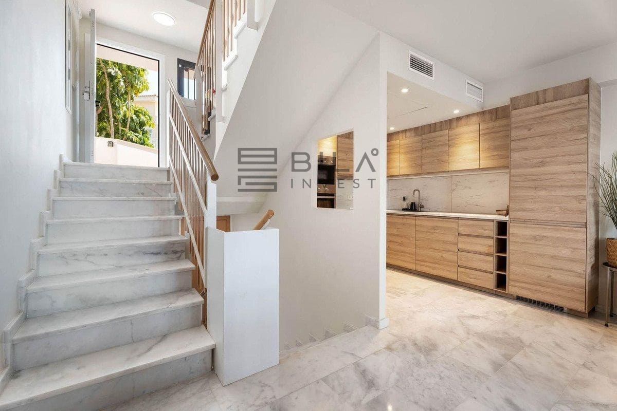 3 quarto Casa em Banda para venda em Riviera del Sol - 610 000 € (Ref: 9820917)