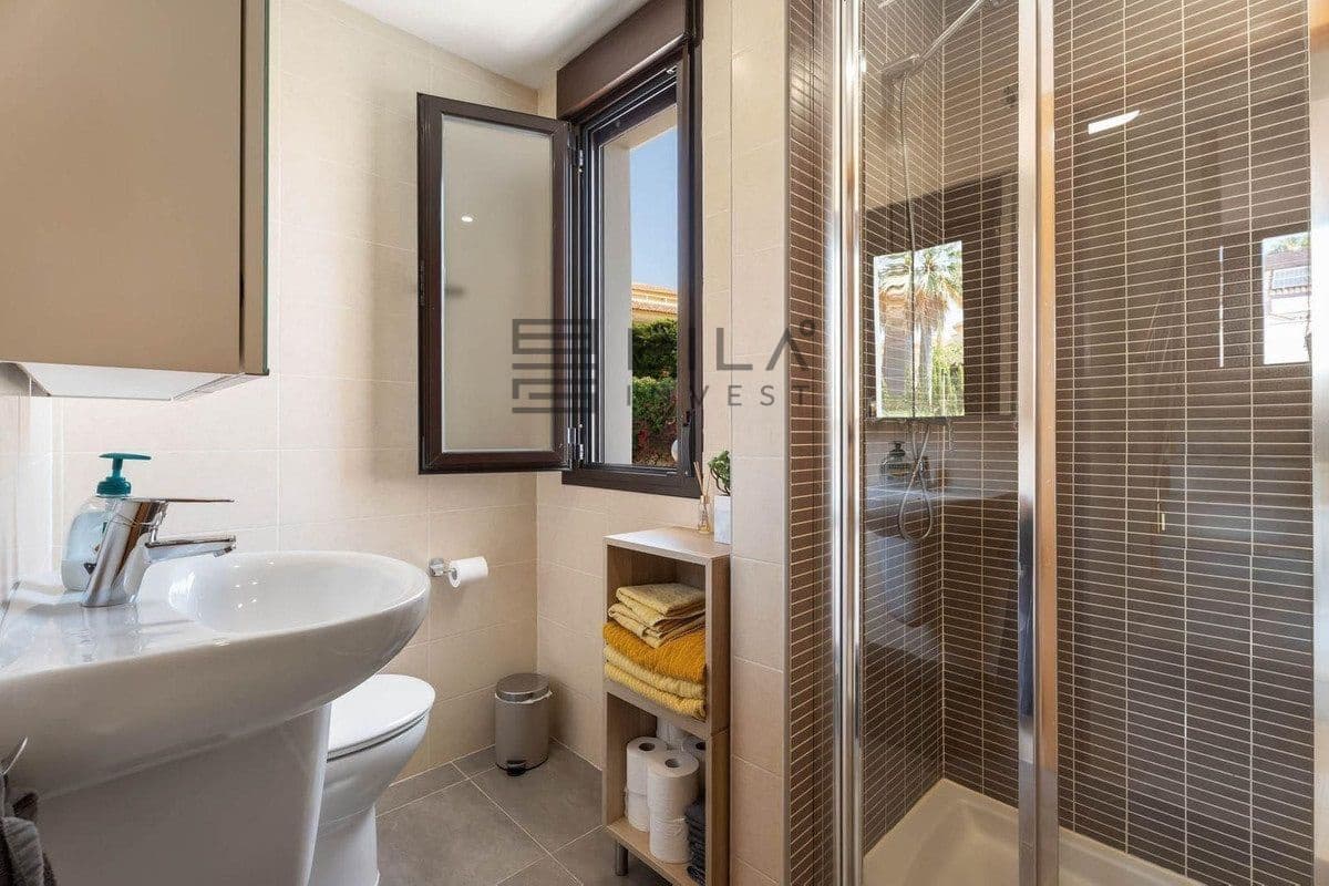 3 quarto Casa em Banda para venda em Riviera del Sol - 610 000 € (Ref: 9820917)