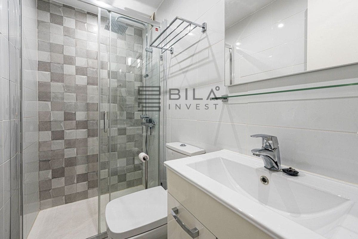 2 bedroom Flat for sale in Fuengirola with pool garage - € 429,000 (Ref: 9820919)