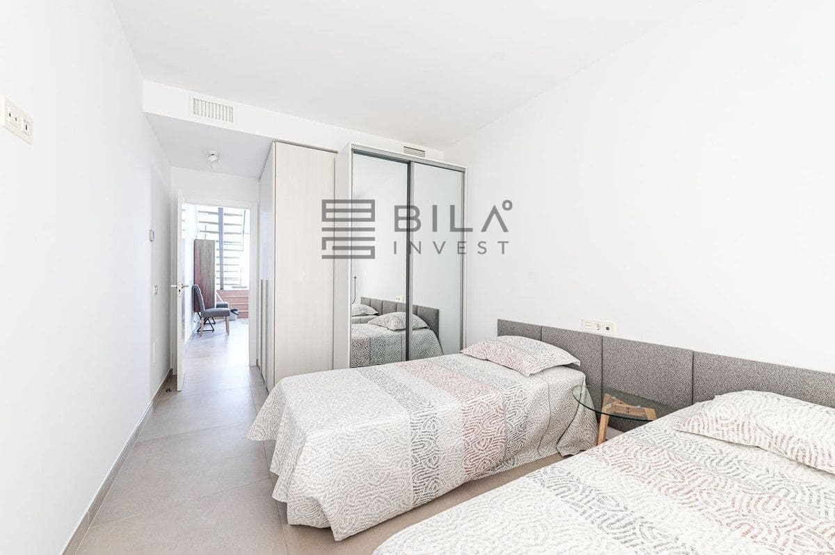 Ático de 3 habitaciones en La Capellania en venta con piscina - 1.135.000 € (Ref: 9820921)