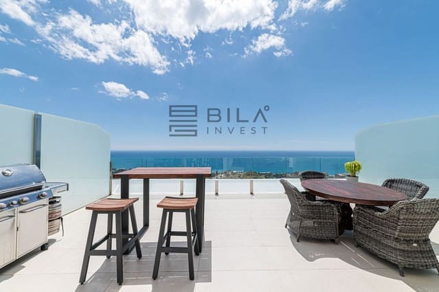 Ático de 3 habitaciones en La Capellania, Benalmádena en venta con piscina - 1.135.000 € (Ref: 9820921)