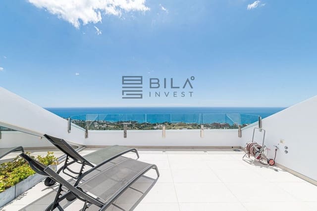 Ático de 3 habitaciones en La Capellania, Benalmádena en venta con piscina - 1.135.000 € (Ref: 9820921)