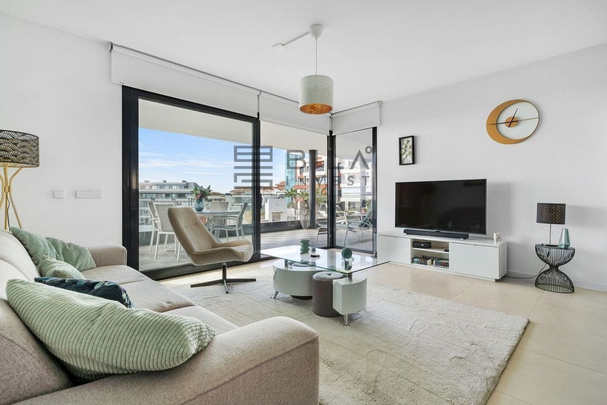 4 soveværelse Lejlighed til salg i Fuengirola med swimmingpool garage - € 719.000 (Ref: 9823805)