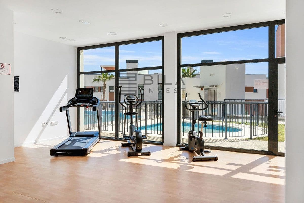 4 soveværelse Lejlighed til salg i Fuengirola med swimmingpool garage - € 719.000 (Ref: 9823805)