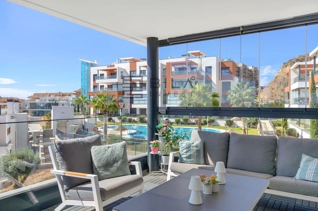 Piso de 4 habitaciones en El Higuerón, Fuengirola en venta con piscina garaje - 719.000 € (Ref: 9823805)