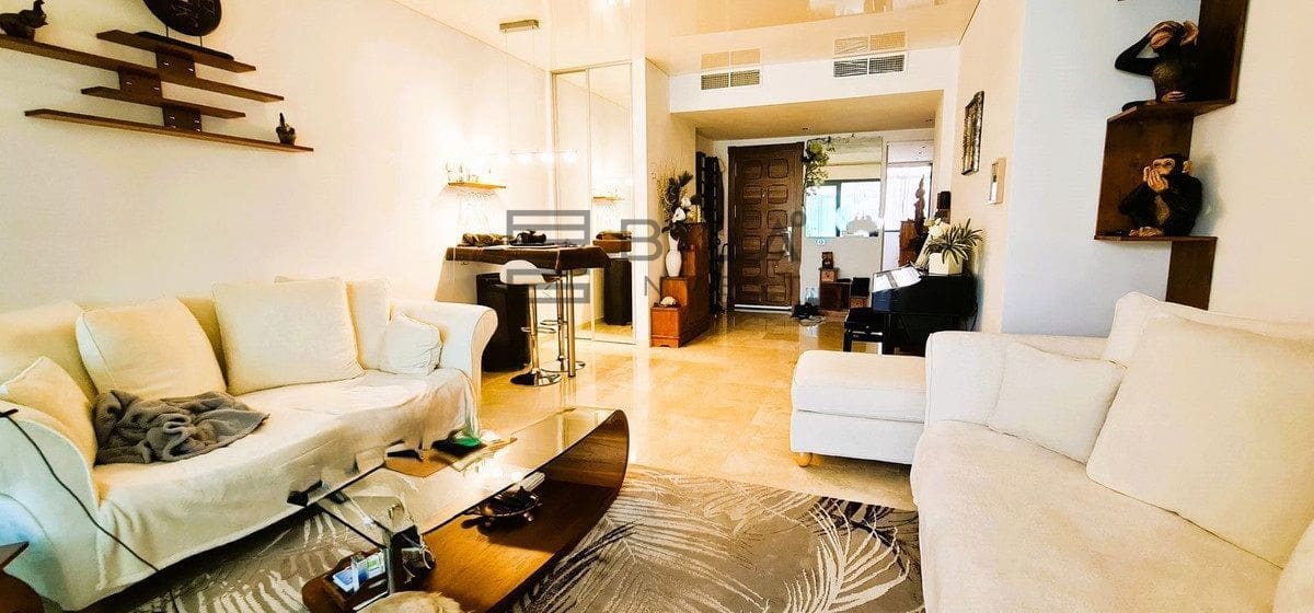 2 slaapkamer Flat te koop in Calahonda met zwembad garage - € 330.000 (Ref: 9823806)