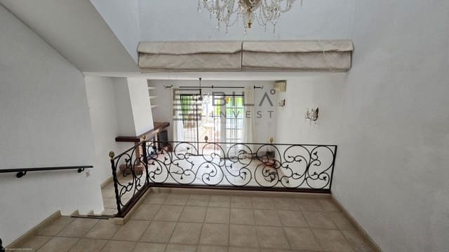 3 soverom Hus til salgs i Mijas Golf, Mijas med svømmebasseng garasje - € 359 000 (Ref: 9823808)