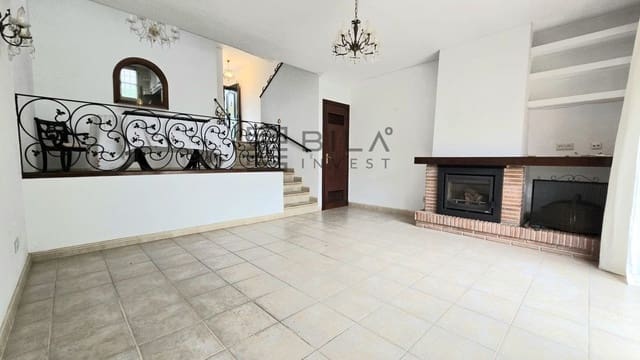3 soverom Hus til salgs i Mijas Golf, Mijas med svømmebasseng garasje - € 359 000 (Ref: 9823808)