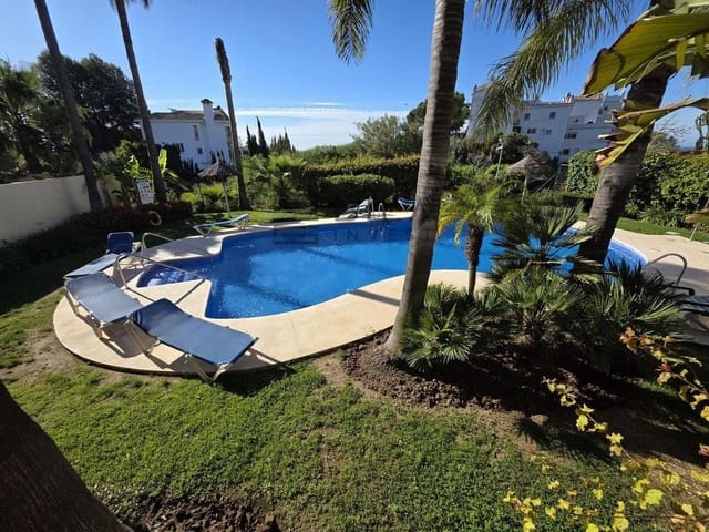 2 chambre Appartement à vendre à Riviera del Sol, Mijas avec piscine garage - 295 000 € (Ref: 9823809)