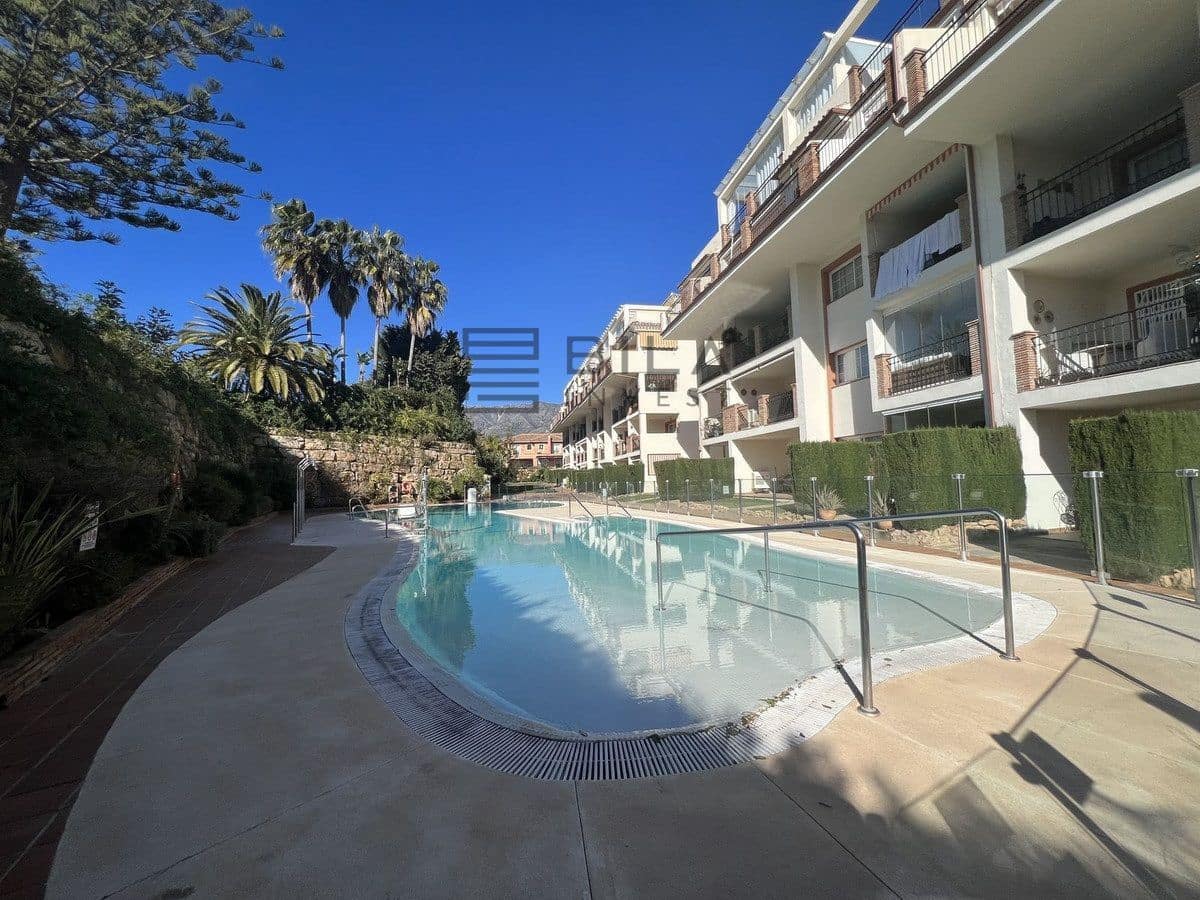 2 bedroom Flat for sale in Mijas Golf with pool garage - € 299,950 (Ref: 9823810)