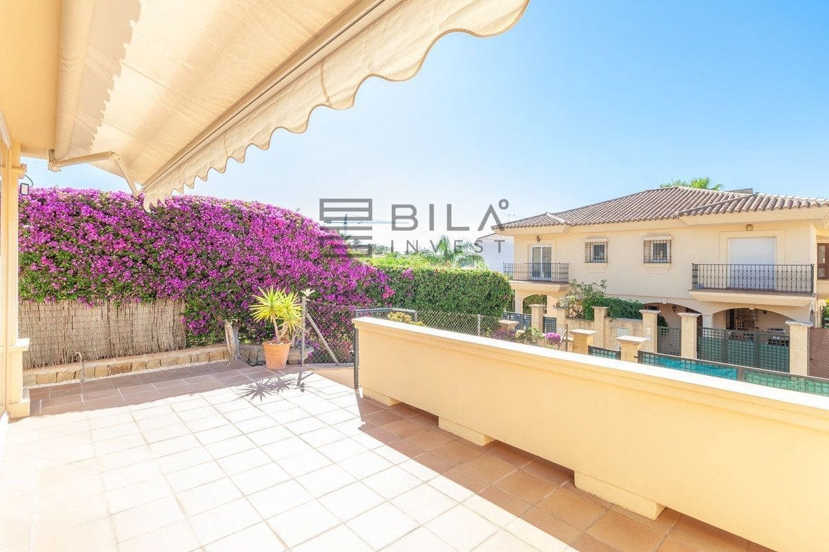 4 bedroom Townhouse for sale in Riviera del Sol - € 549,000 (Ref: 9823811)