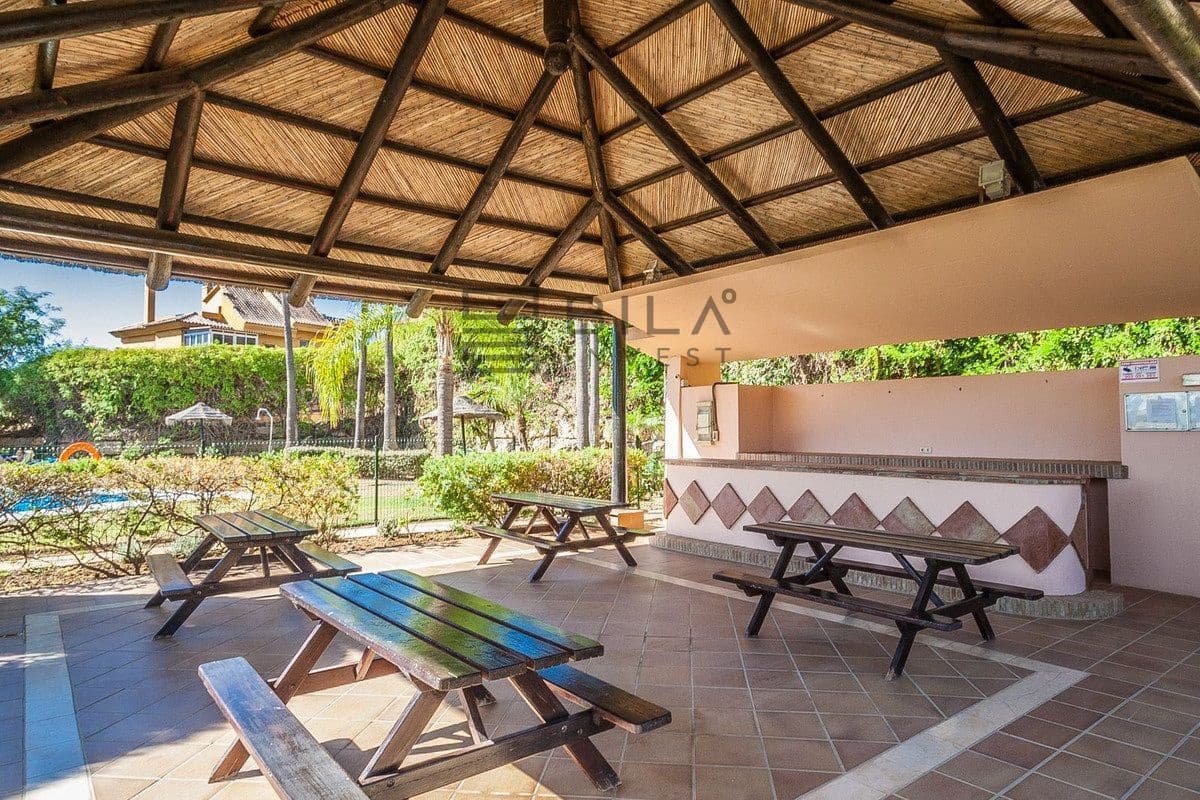 4 bedroom Townhouse for sale in Riviera del Sol - € 549,000 (Ref: 9823811)