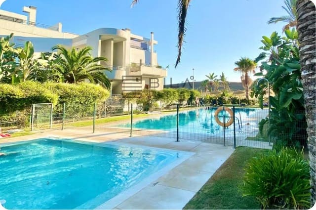 2 bedroom Flat for sale in La Cala de Mijas, Mijas with pool garage - € 319,000 (Ref: 9823812)