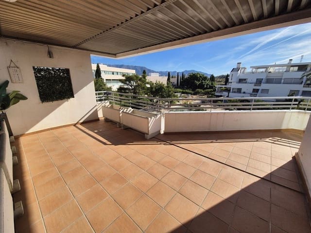 2 bedroom Flat for sale in La Cala de Mijas, Mijas with pool garage - € 319,000 (Ref: 9823812)