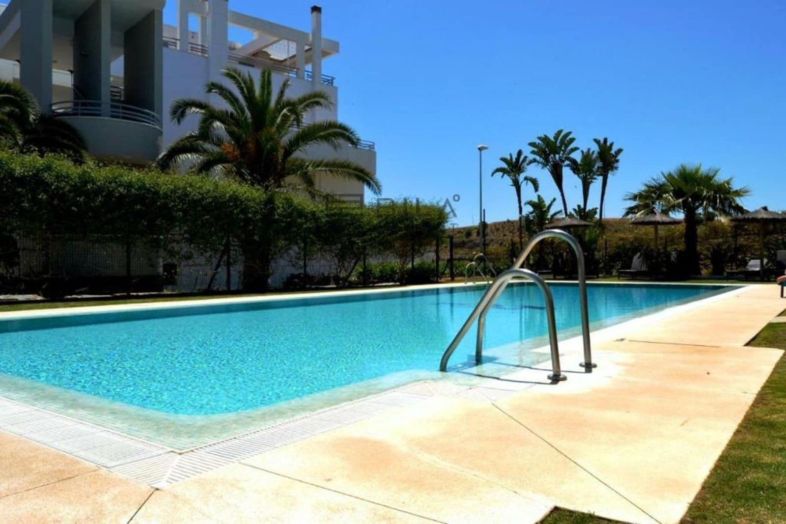 2 bedroom Flat for sale in La Cala de Mijas with pool garage - € 319,000 (Ref: 9823812)