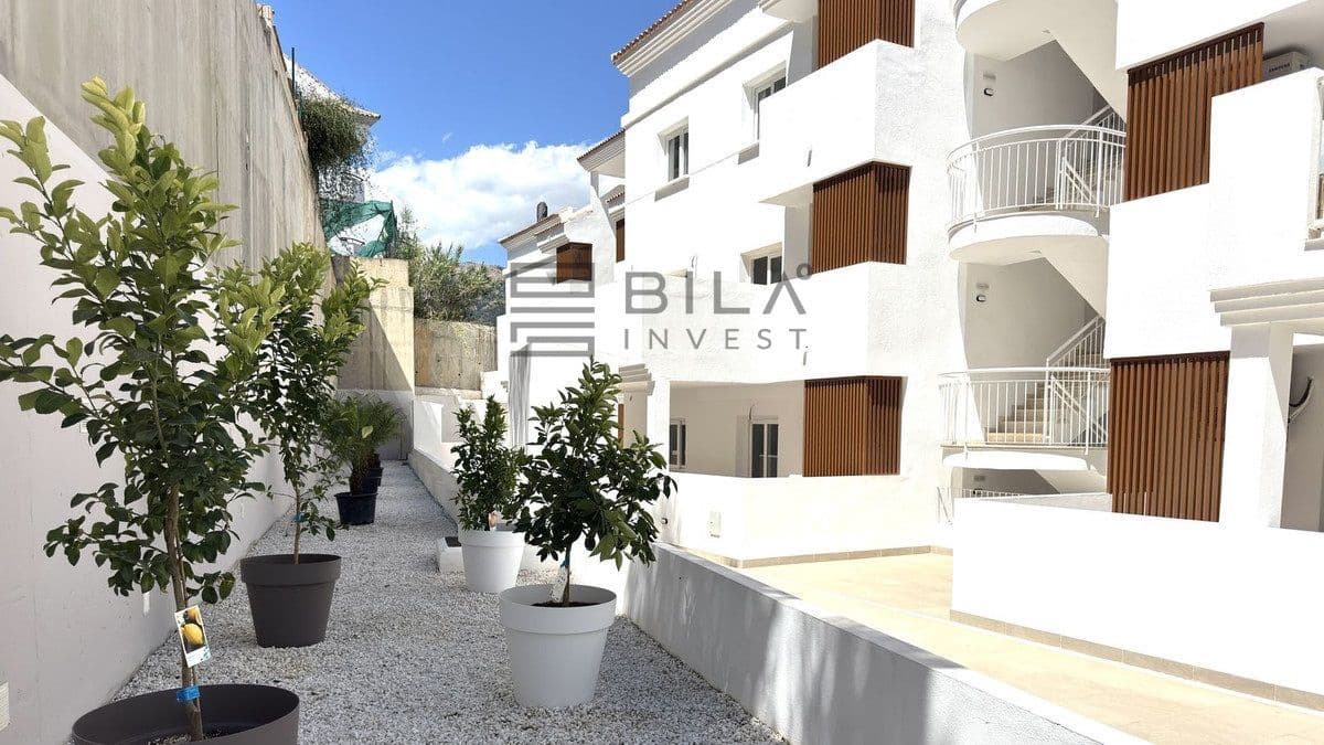 3 bedroom Flat for sale in Fuengirola with pool garage - € 380,000 (Ref: 9823813)