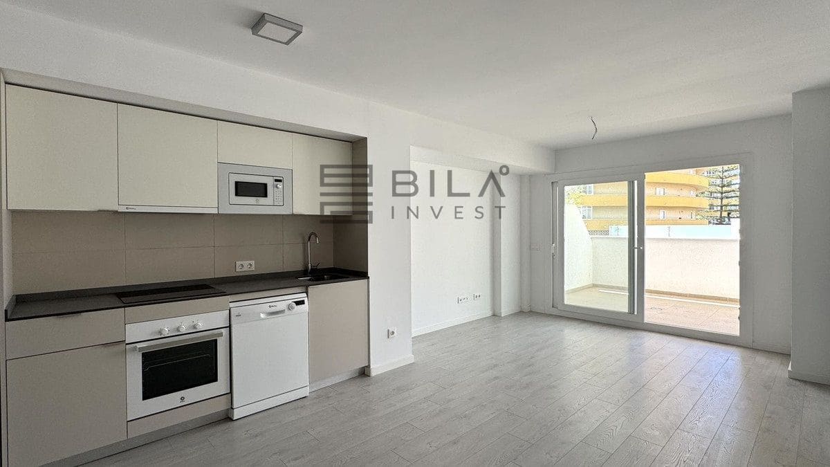 3 bedroom Flat for sale in Fuengirola with pool garage - € 380,000 (Ref: 9823813)