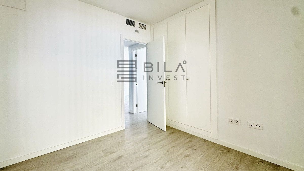 3 bedroom Flat for sale in Fuengirola with pool garage - € 380,000 (Ref: 9823813)