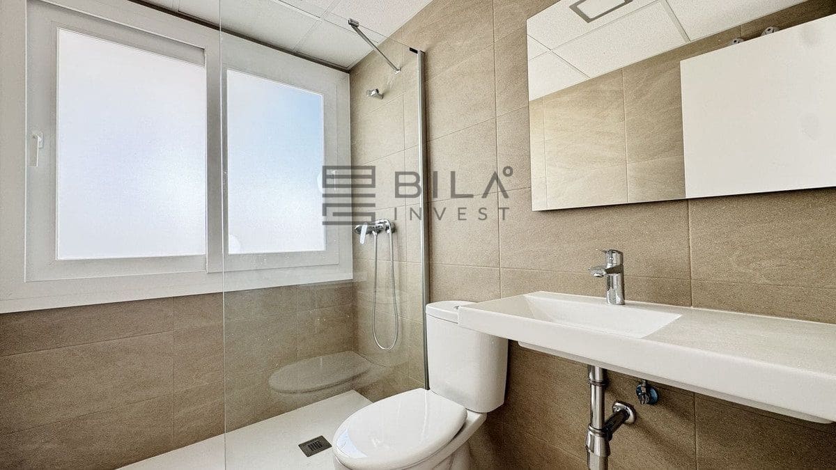 3 bedroom Flat for sale in Fuengirola with pool garage - € 380,000 (Ref: 9823813)