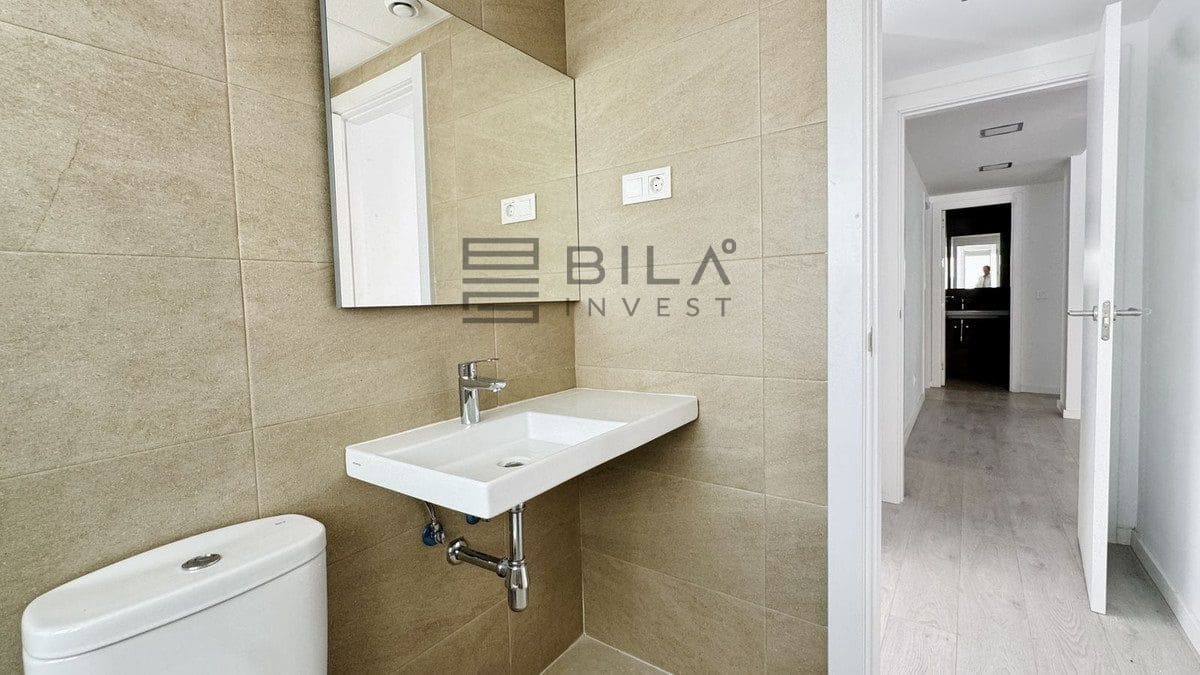 3 bedroom Flat for sale in Fuengirola with pool garage - € 380,000 (Ref: 9823813)