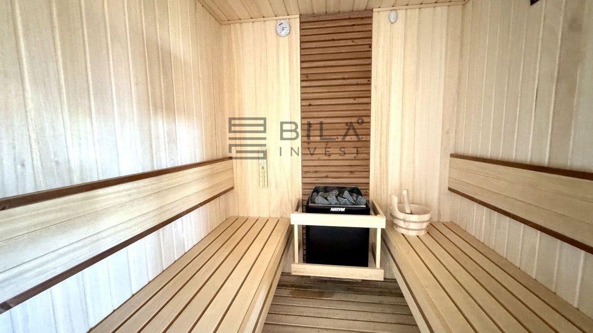 3 bedroom Flat for sale in Fuengirola with pool garage - € 380,000 (Ref: 9823813)