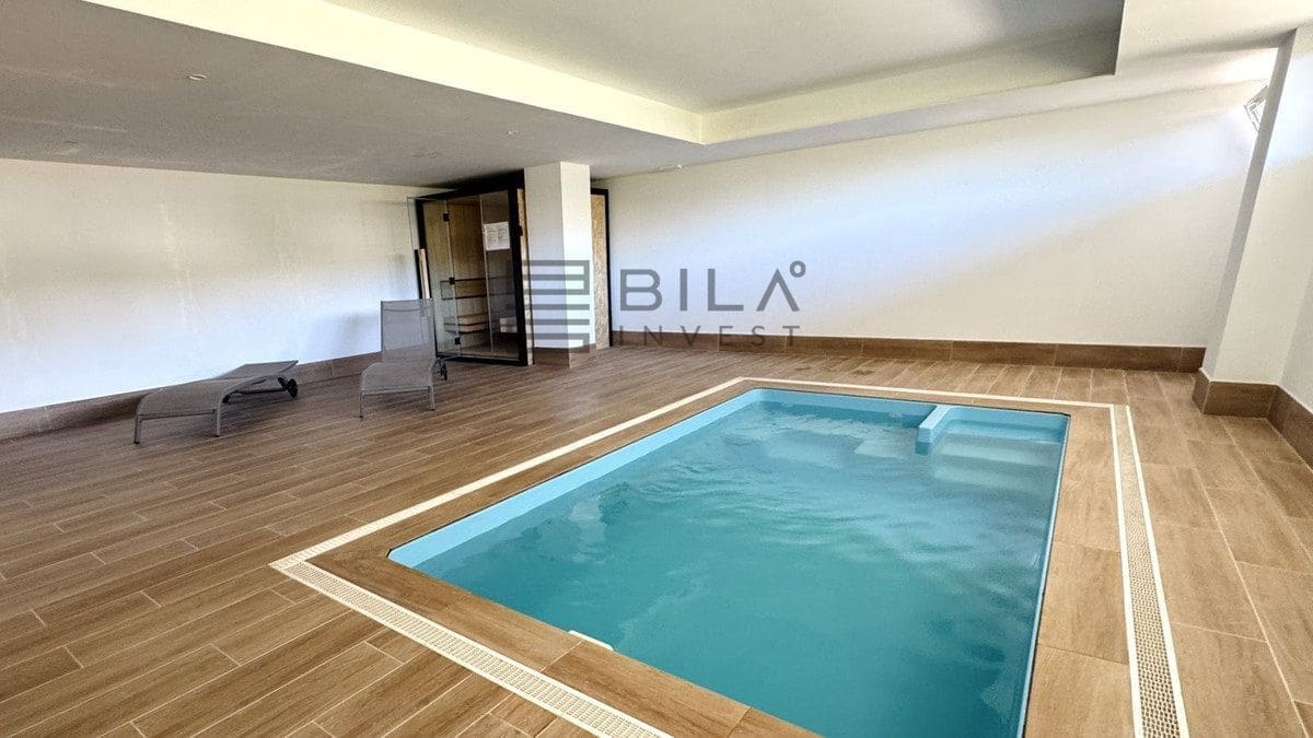 3 bedroom Flat for sale in Fuengirola with pool garage - € 380,000 (Ref: 9823813)