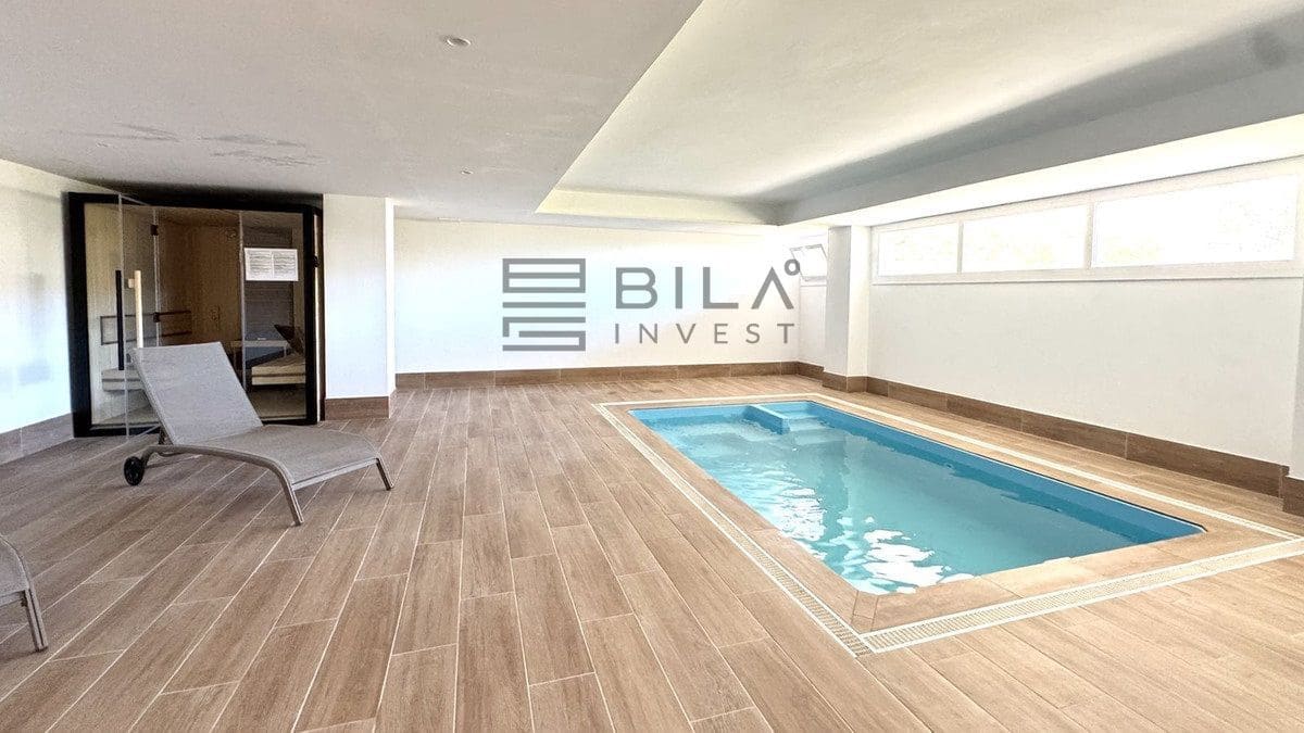 3 bedroom Flat for sale in Fuengirola with pool garage - € 380,000 (Ref: 9823813)