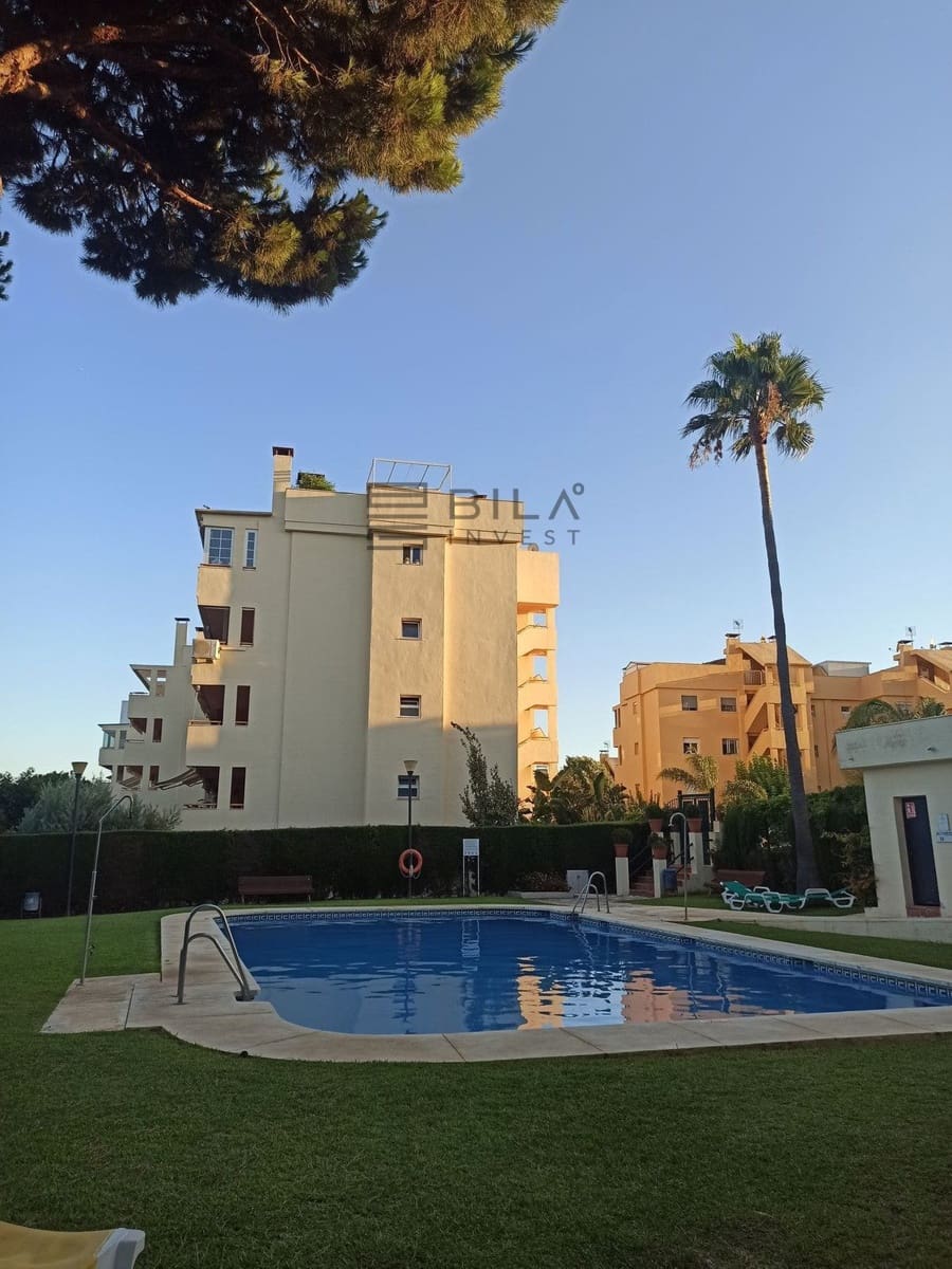 2 slaapkamer Flat te koop in Calahonda met zwembad - € 305.000 (Ref: 9823954)