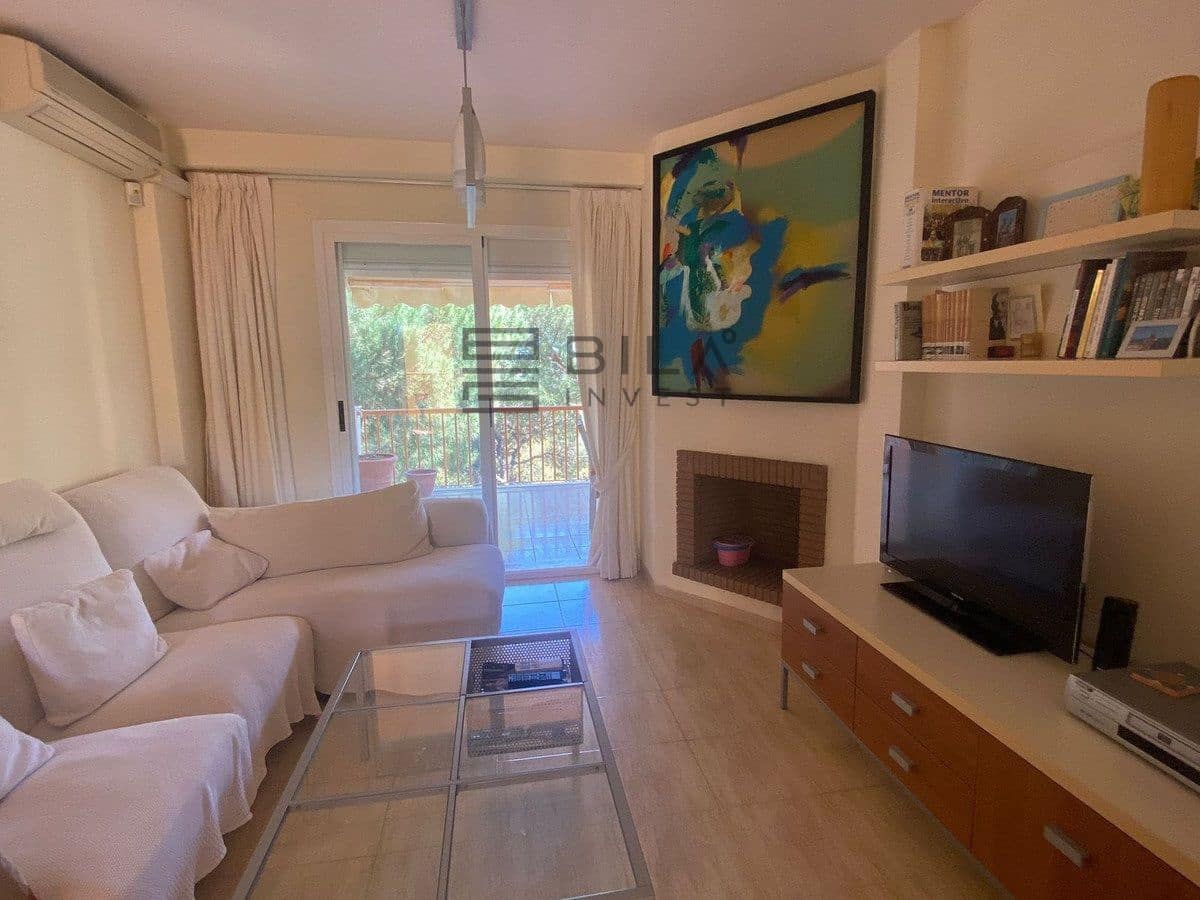2 slaapkamer Flat te koop in Calahonda met zwembad - € 305.000 (Ref: 9823954)