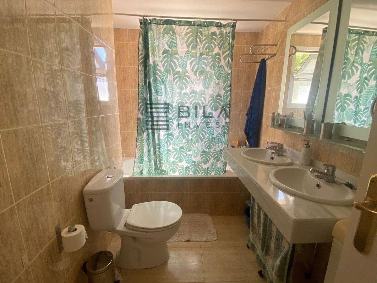 2 slaapkamer Flat te koop in Calahonda met zwembad - € 305.000 (Ref: 9823954)