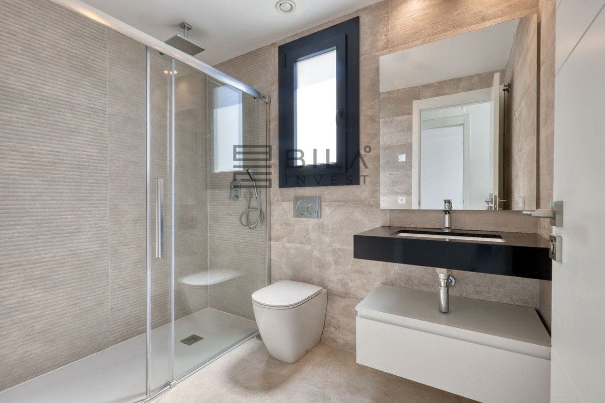 2 slaapkamer Penthouse te koop in Fuengirola met zwembad - € 675.000 (Ref: 9823956)