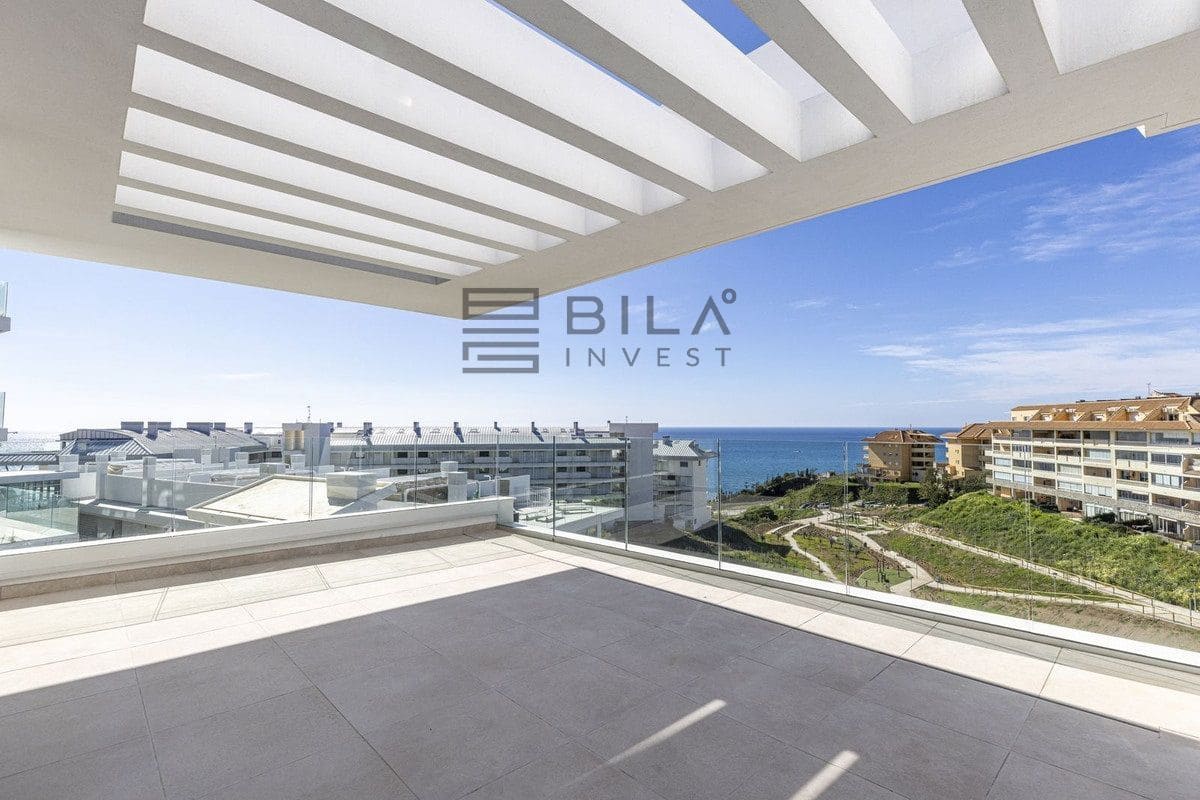2 slaapkamer Penthouse te koop in Fuengirola met zwembad - € 675.000 (Ref: 9823956)
