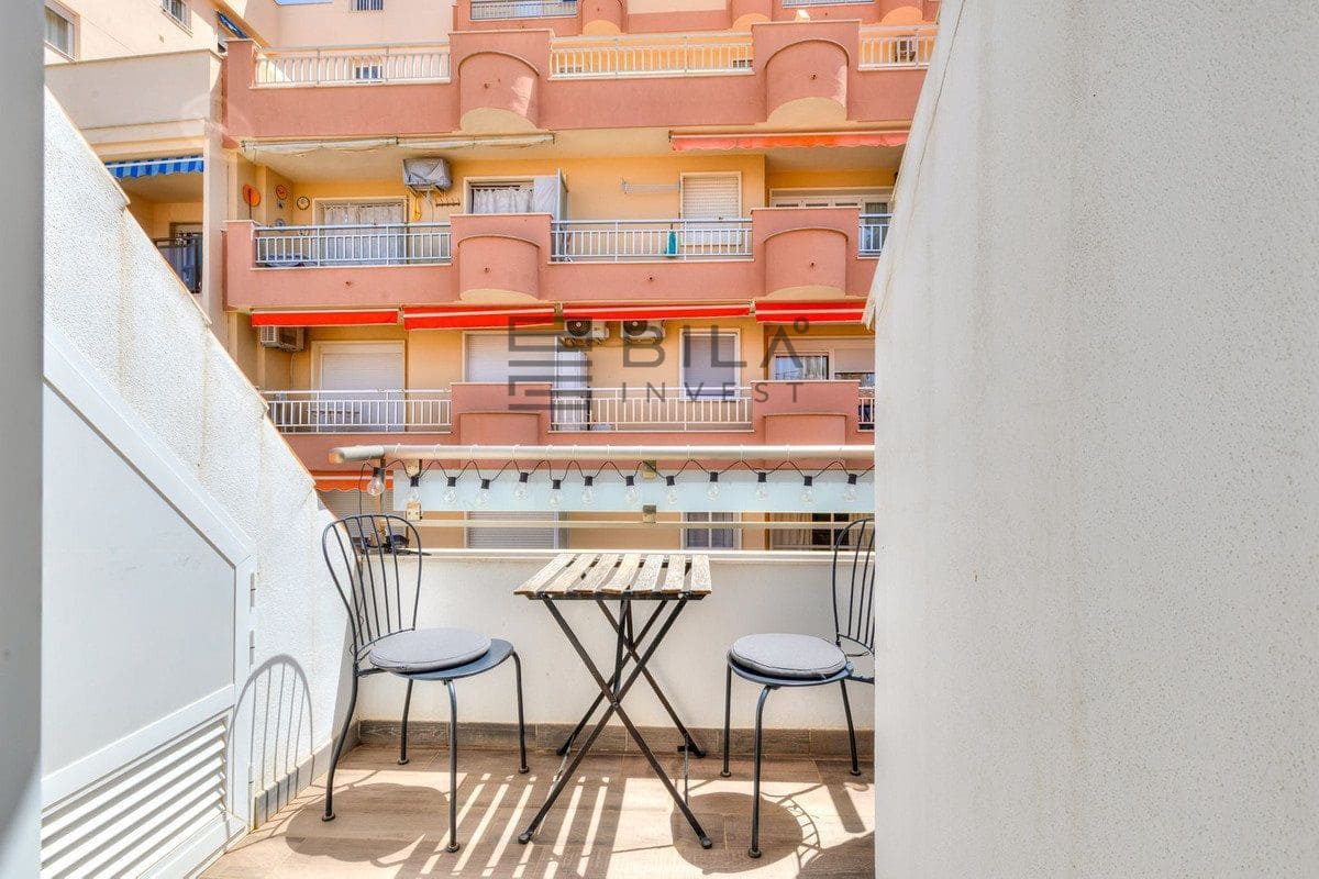 1 slaapkamer Penthouse te koop in Fuengirola - € 275.000 (Ref: 9823957)