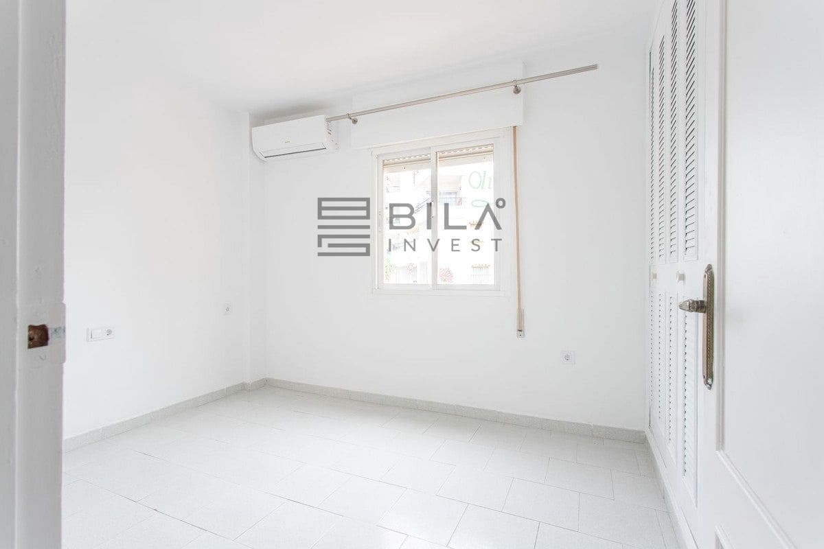 2 chambre Penthouse à vendre à Riviera del Sol avec piscine - 299 500 € (Ref: 9823959)
