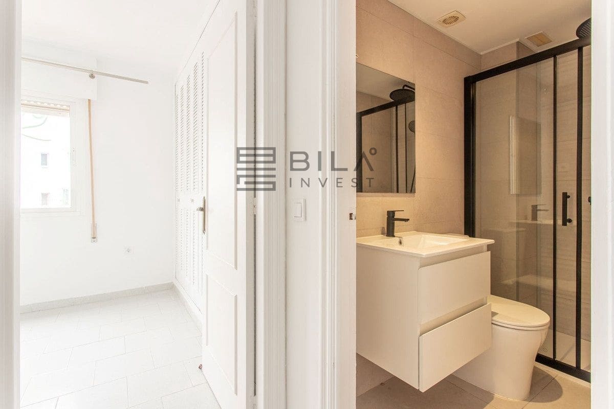2 chambre Penthouse à vendre à Riviera del Sol avec piscine - 299 500 € (Ref: 9823959)