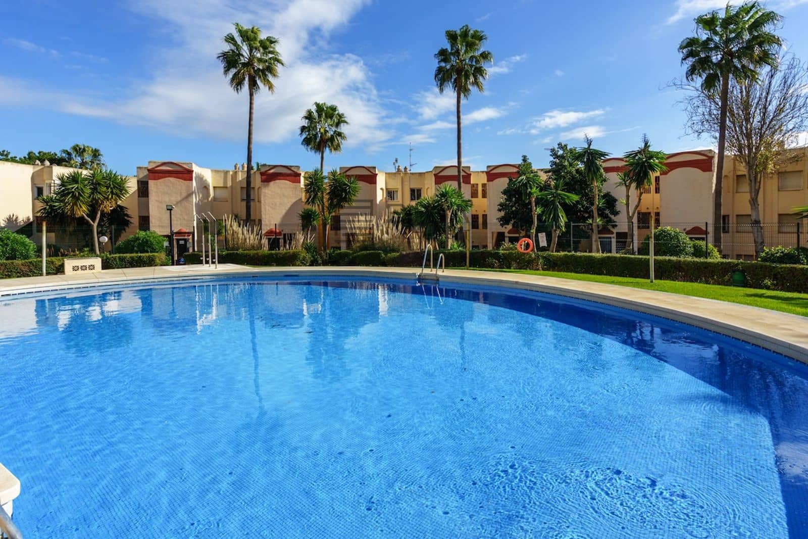 2 chambre Penthouse à vendre à Riviera del Sol avec piscine - 299 500 € (Ref: 9823959)