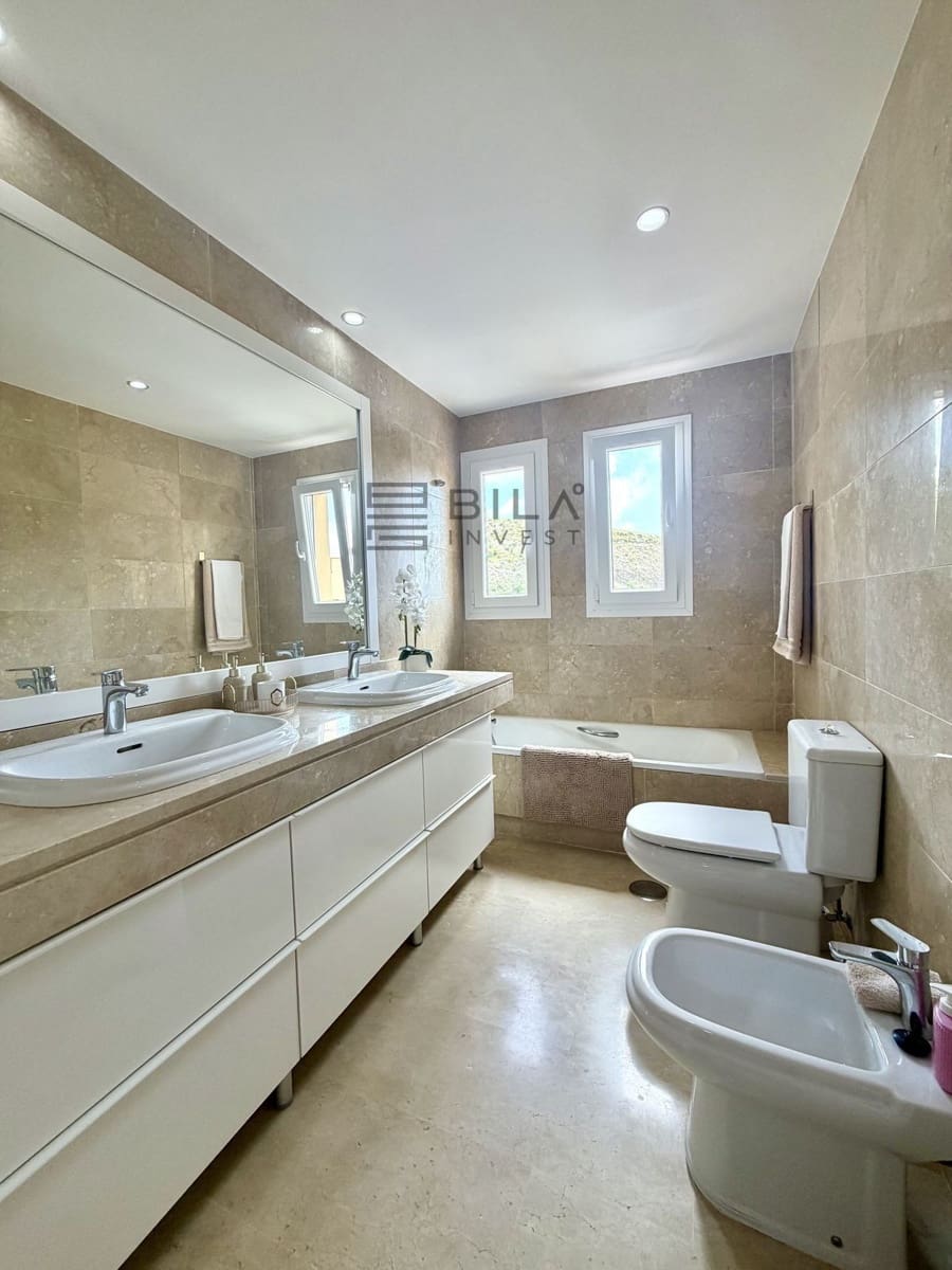 3 chambre Appartement à vendre à Calahonda avec piscine garage - 429 000 € (Ref: 9823960)