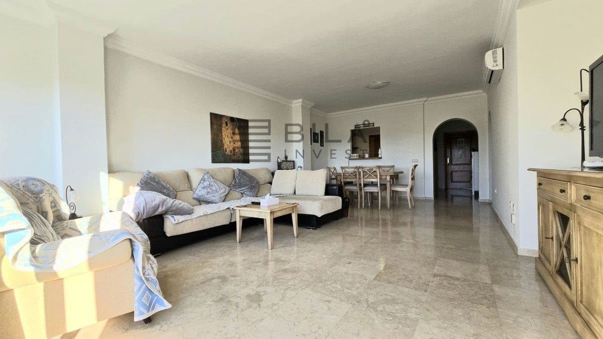 2 slaapkamer Flat te koop in La Cala Hills met zwembad garage - € 329.000 (Ref: 9823961)