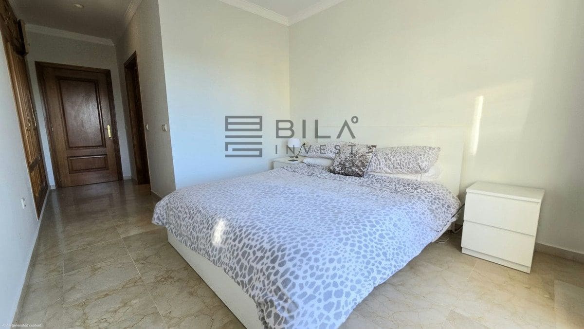 2 slaapkamer Flat te koop in La Cala Hills met zwembad garage - € 329.000 (Ref: 9823961)