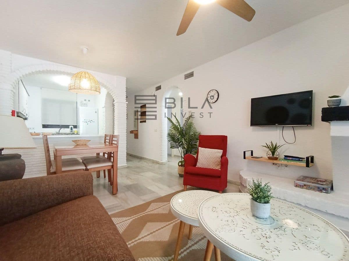 2 slaapkamer Flat te koop in Calahonda met zwembad - € 280.000 (Ref: 9823962)